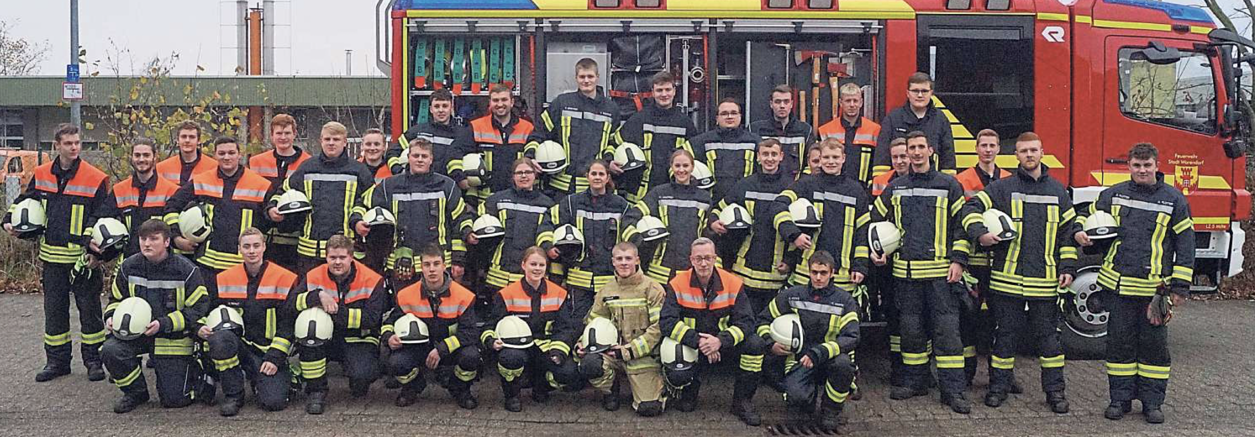 Grundlehrgang erfolgreich beendet - Feuerwehr der Stadt Warendorf